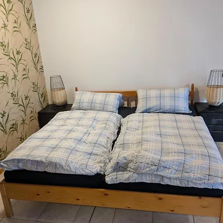 Fogadó Monteur Budget *
